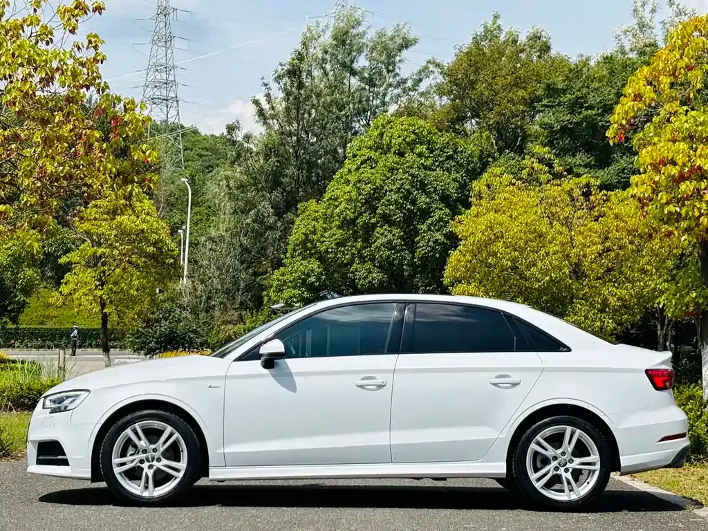 Audi A3 2021 из CN, фото 4