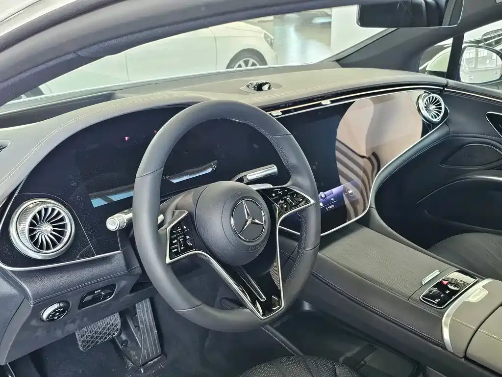 Mercedes-Benz EQS 2025 из CN, фото 4
