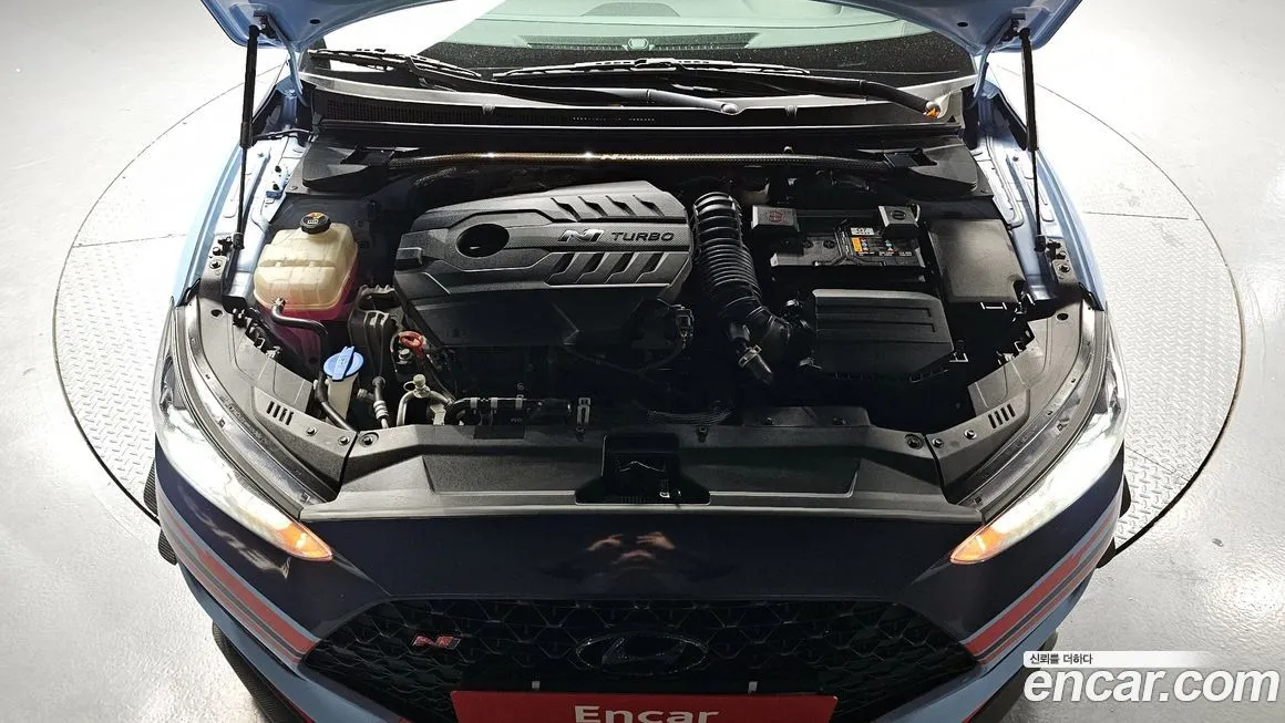 Hyundai Veloster — фото 6