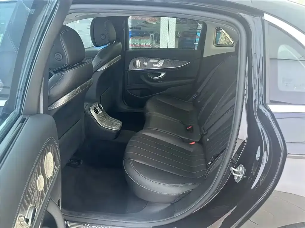 Mercedes-Benz E-Class 2022 из CN, фото 9
