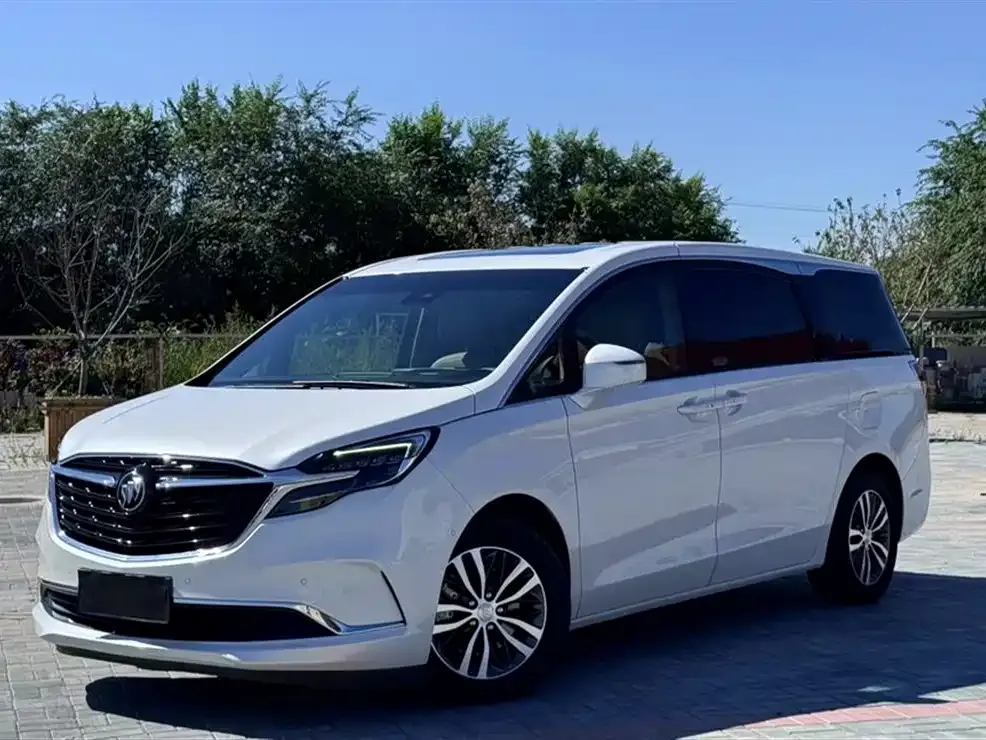 Buick GL8 2022 из CN, фото 1