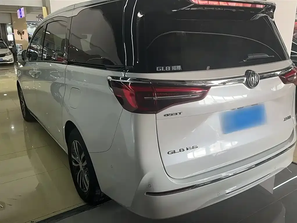 Buick GL8 2022 из CN, фото 10