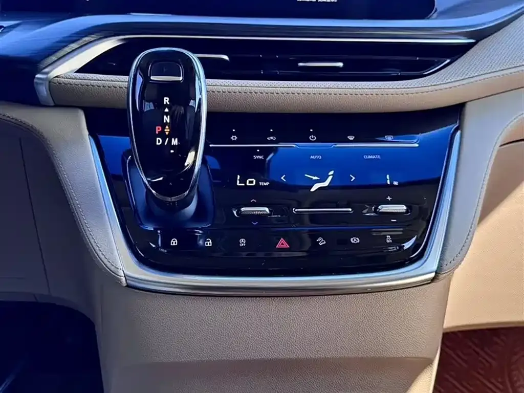 Buick GL8 2022 из CN, фото 4