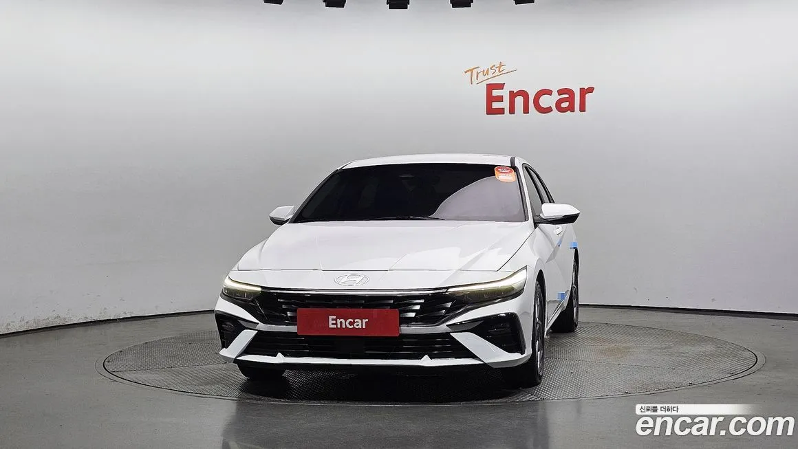 Hyundai AVANTE — фото 3