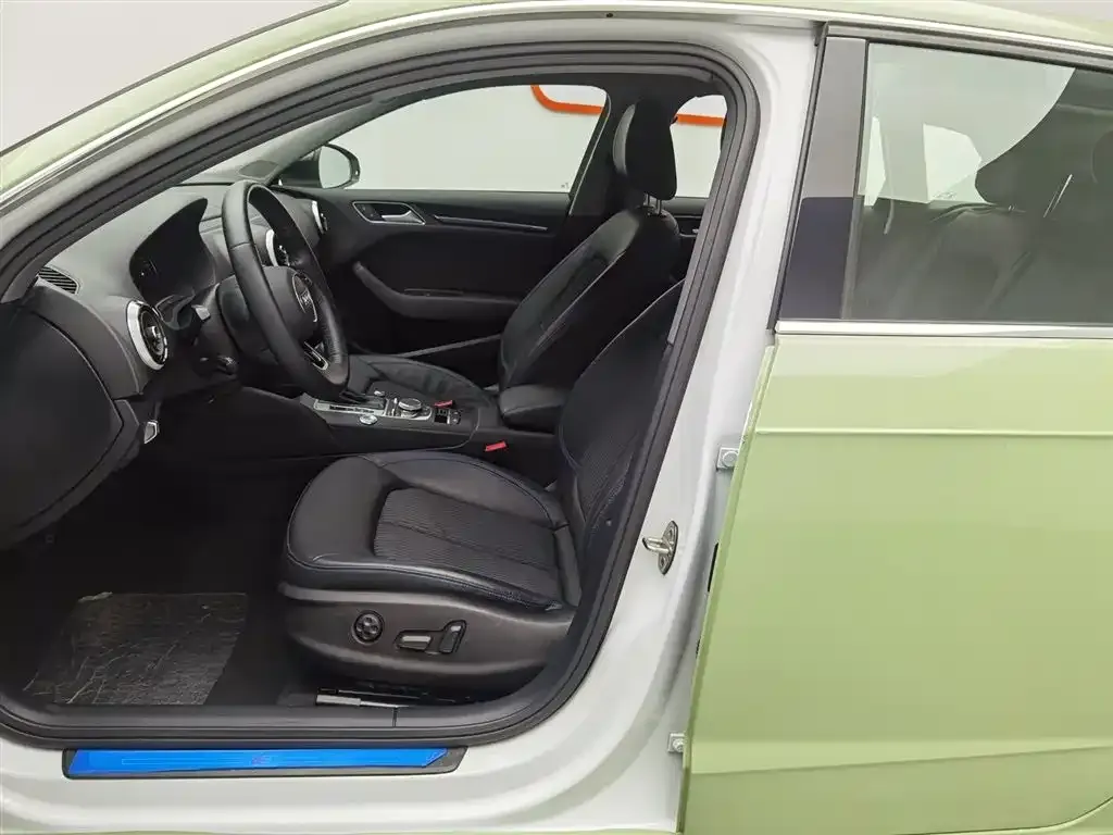 Audi A3 2021 из CN, фото 10