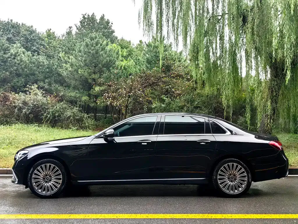Mercedes-Benz E-Class 2023 из CN, фото 3