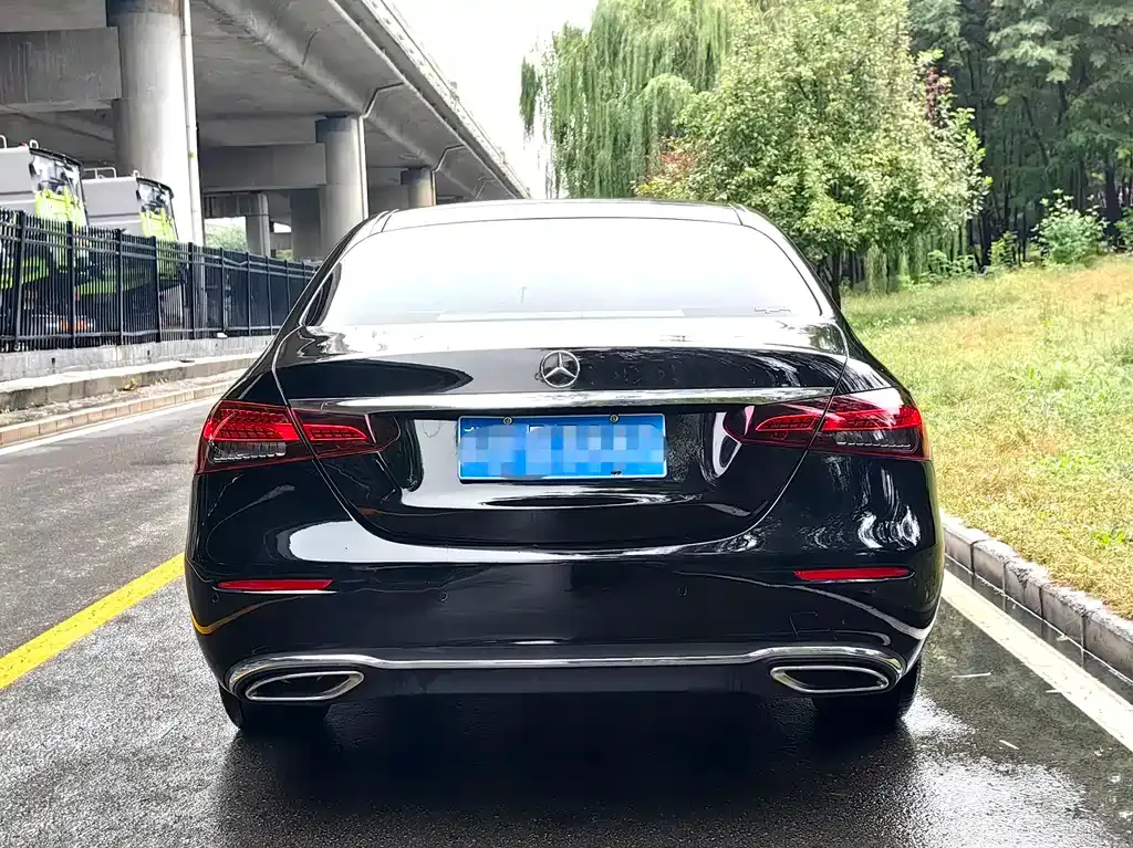 Mercedes-Benz E-Class 2023 из CN, фото 5