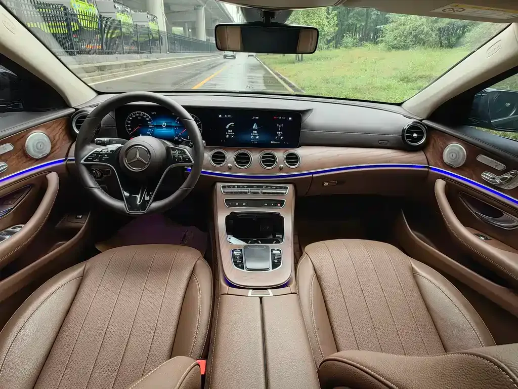 Mercedes-Benz E-Class 2023 из CN, фото 9
