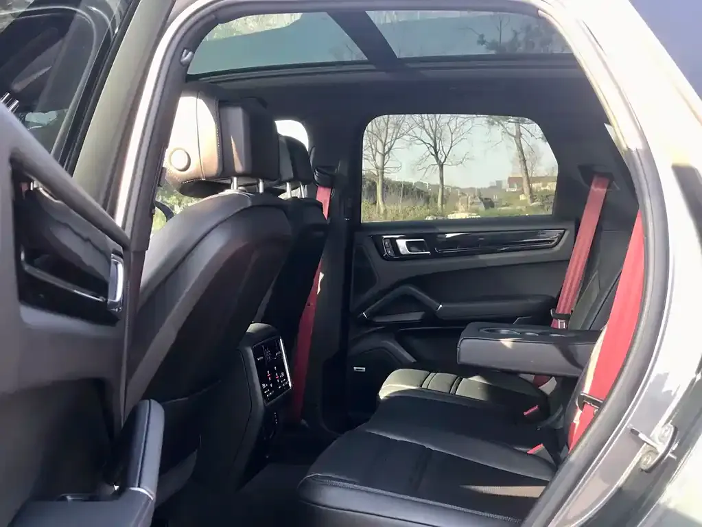 Porsche Cayenne 2022 из CN, фото 10