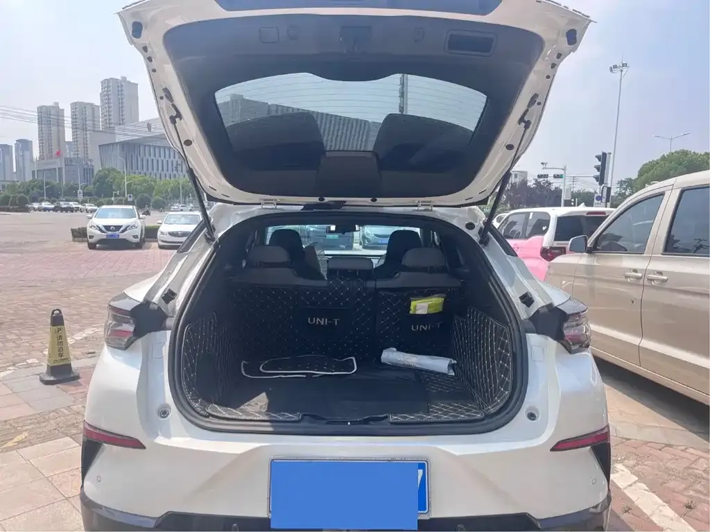 Changan UNI-T 2023 из CN, фото 10