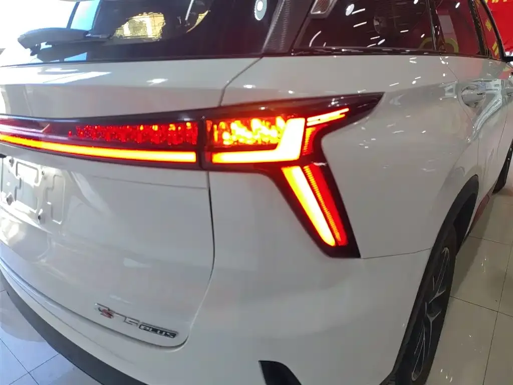 Changan CS75PLUS — фото 8