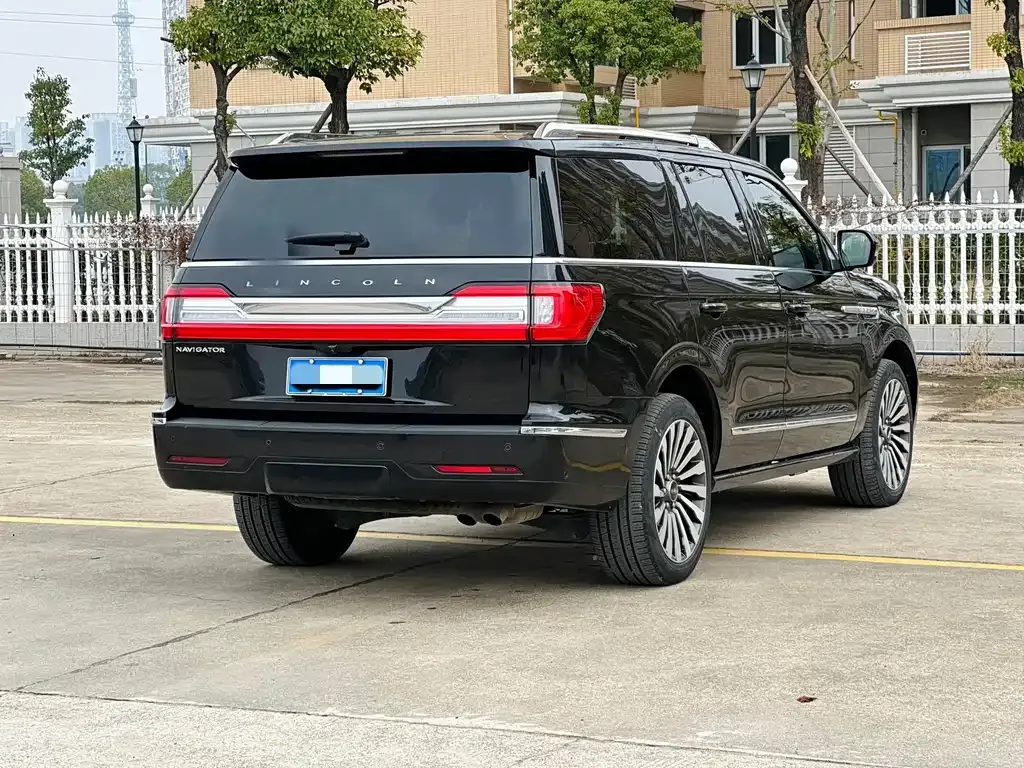 Lincoln Navigator 2021 из CN, фото 10
