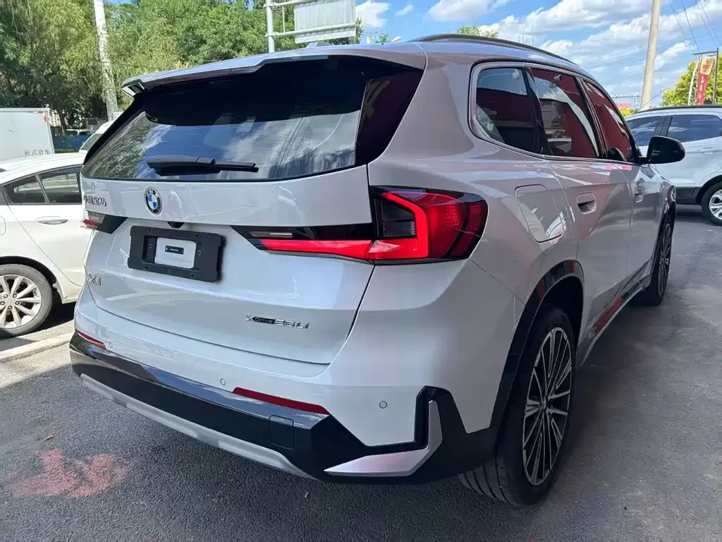 BMW X1 — фото 4