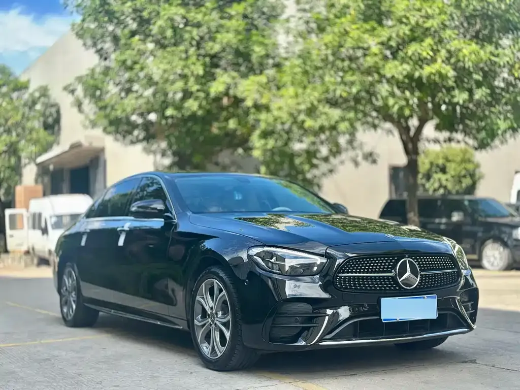 Mercedes-Benz E-Class 2022 из CN, фото 3