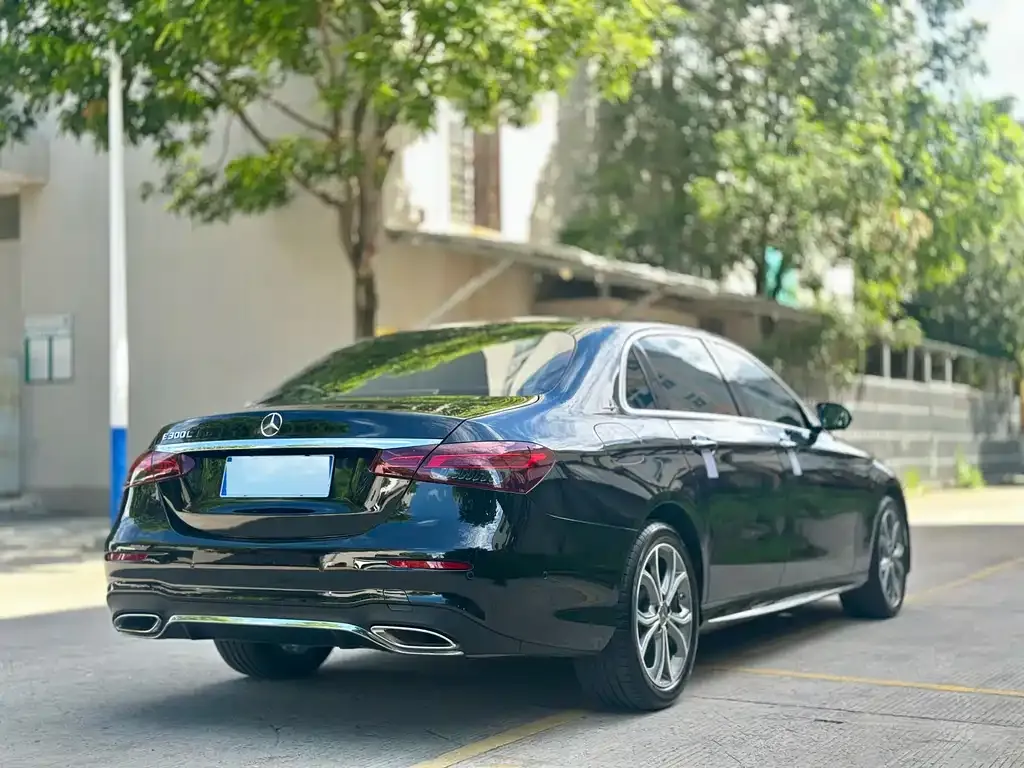 Mercedes-Benz E-Class 2022 из CN, фото 5