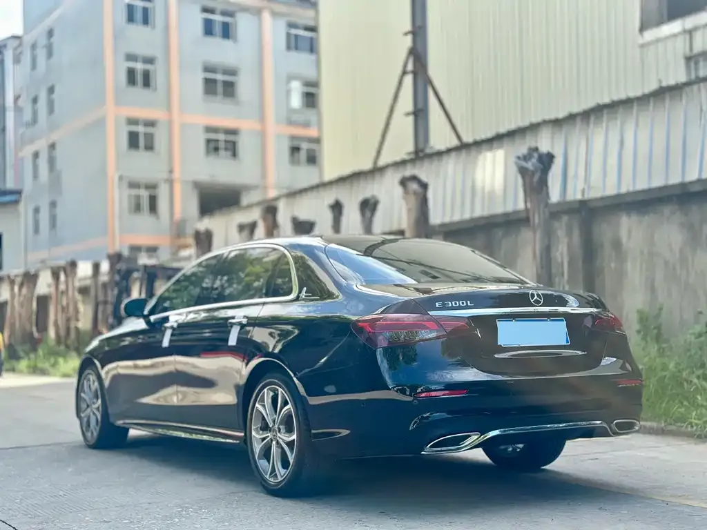 Mercedes-Benz E-Class 2022 из CN, фото 6