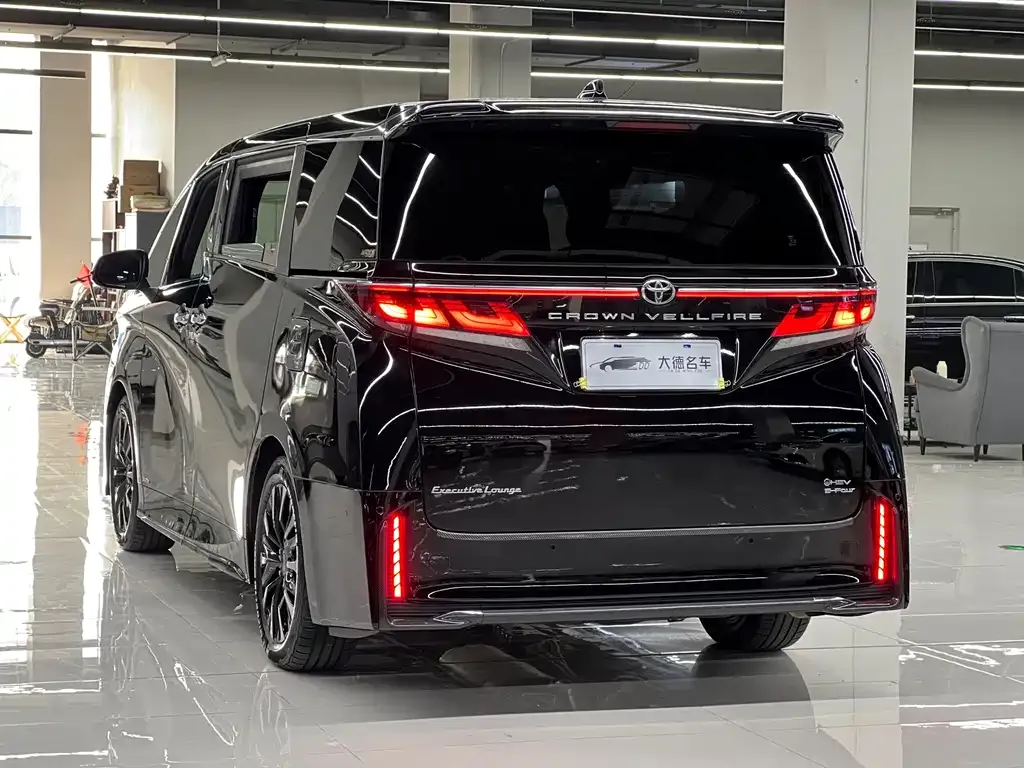 Toyota Vellfire 2024 из CN, фото 6