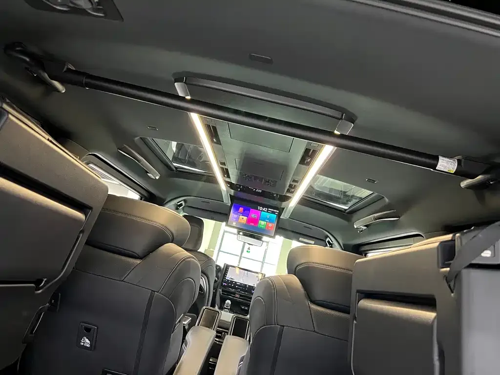 Toyota Vellfire 2024 из CN, фото 9