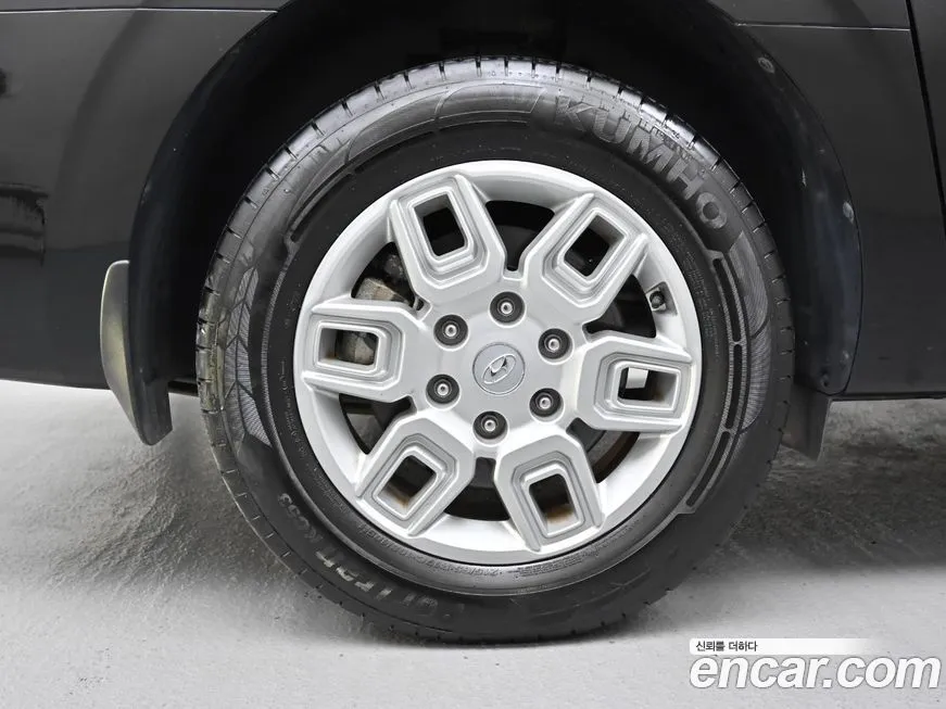 Hyundai Staria — фото 5