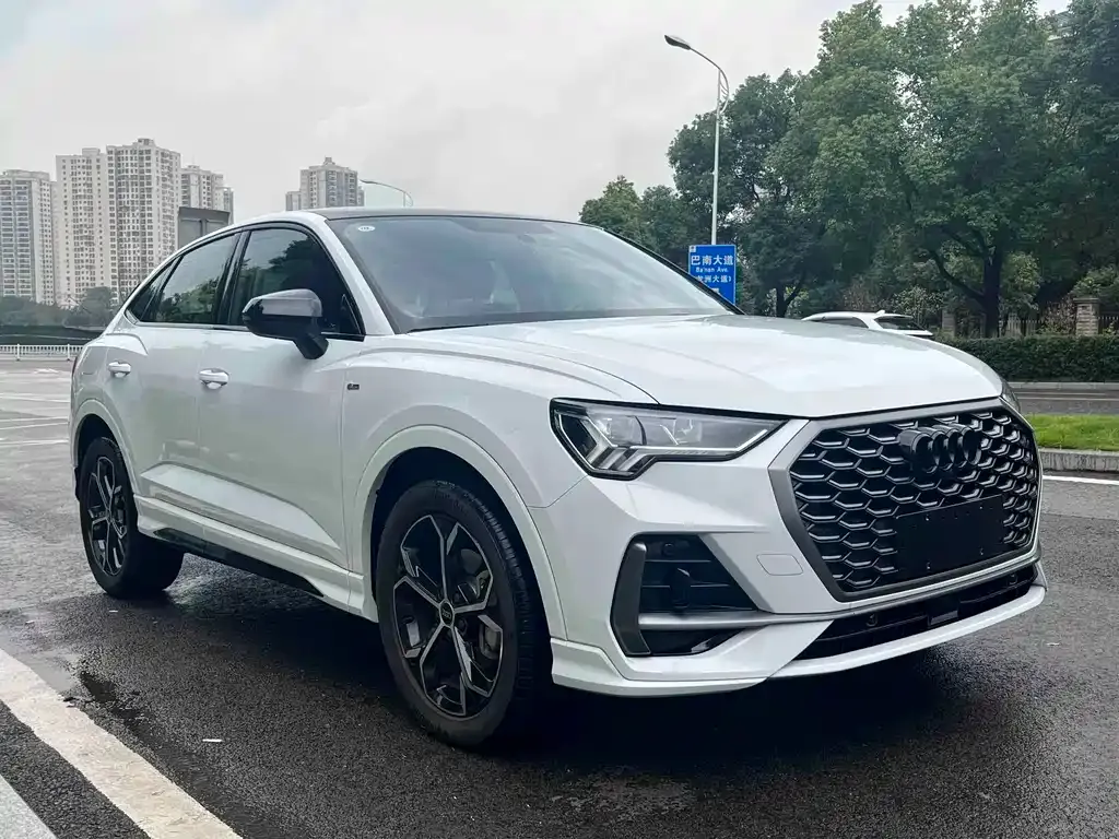 Audi Q3 Sportback — фото 3