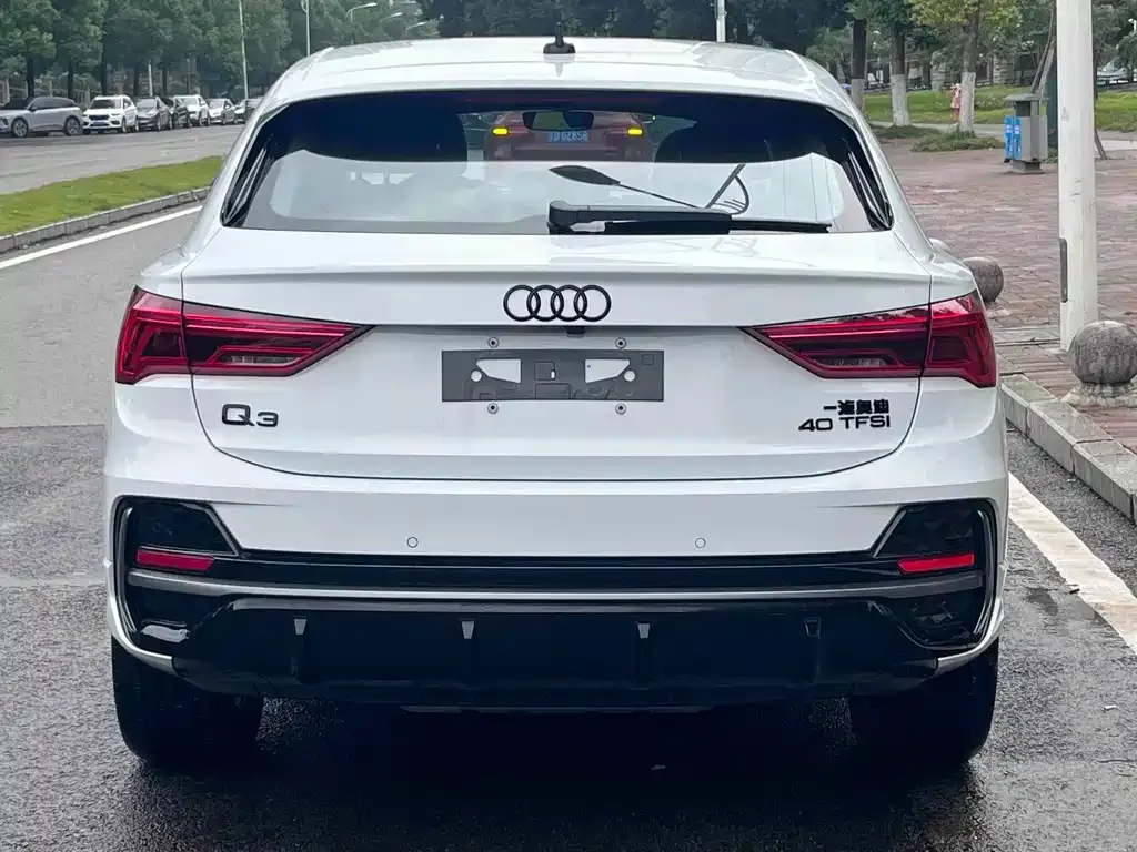 Audi Q3 Sportback — фото 4