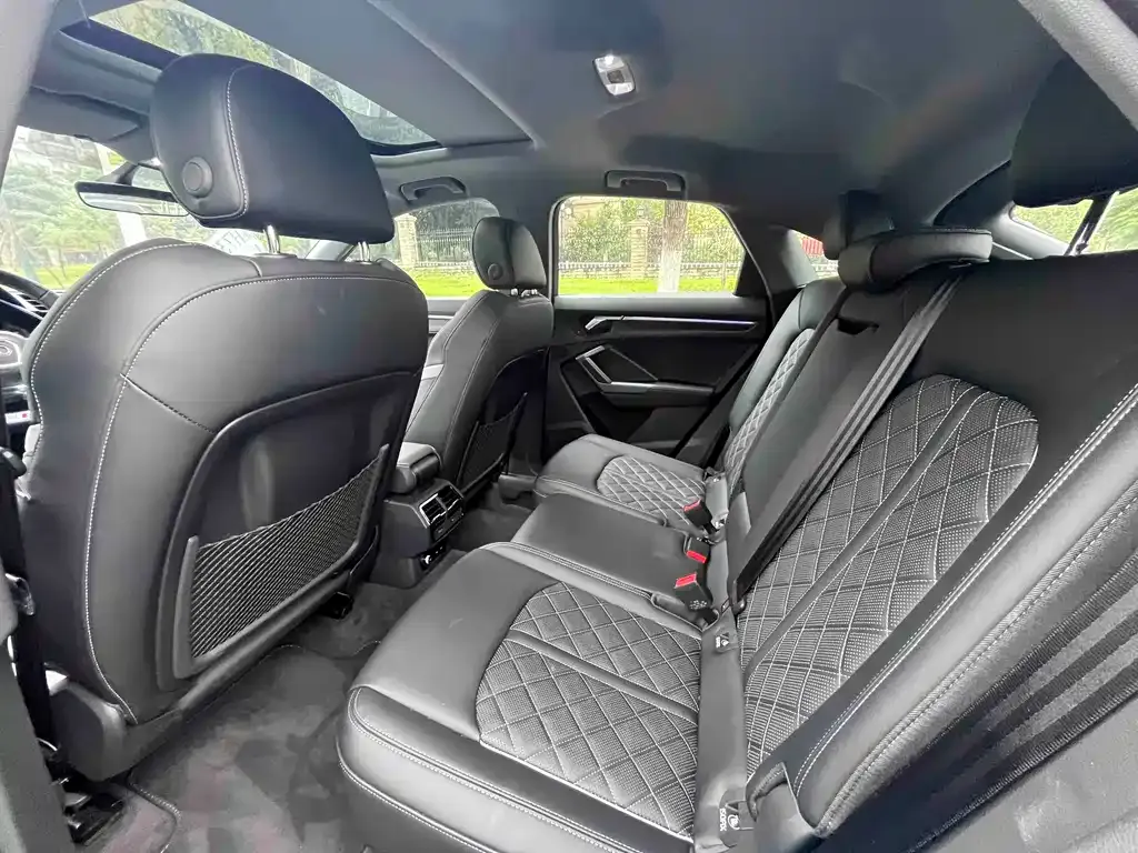 Audi Q3 Sportback — фото 7