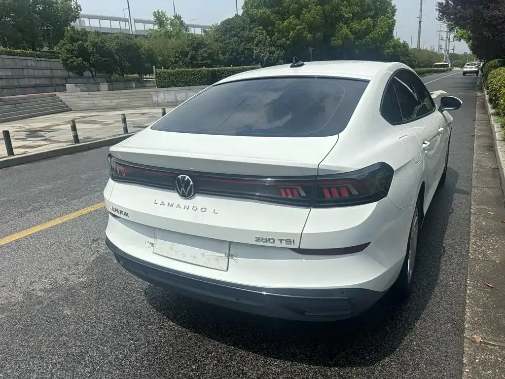 Volkswagen Lamando 2023 из CN, фото 4