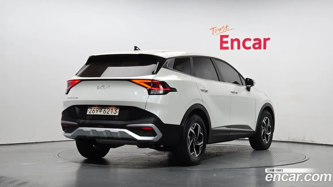 Kia Sportage 2022 из KR, фото 2