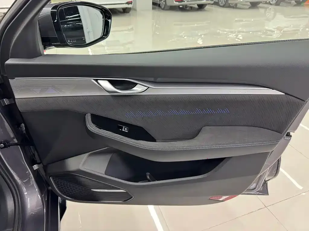 Geely Xingrui 2024 из CN, фото 4