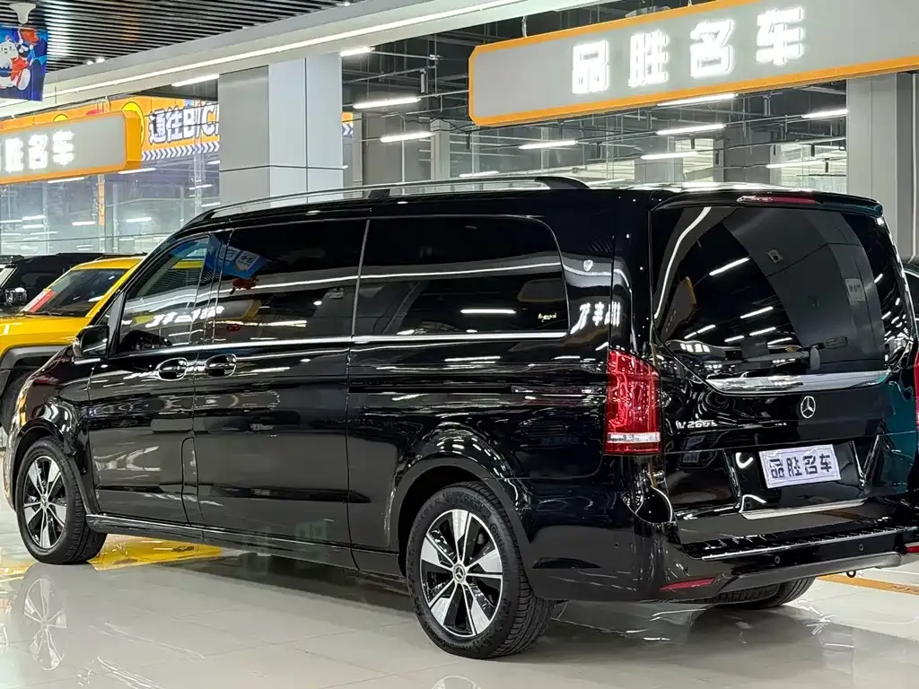 Mercedes-Benz V-Class 2021 из CN, фото 3