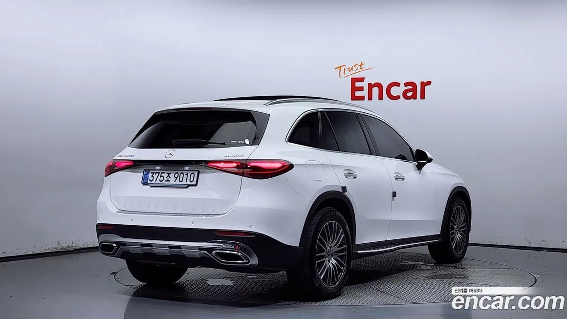 Mercedes-Benz GLC-Class 2023 из KR, фото 2