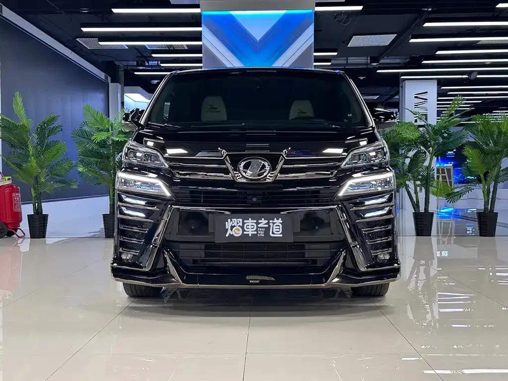 Toyota Vellfire 2022 из CN, фото 2