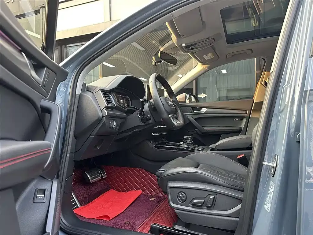 Audi Q5L 2023 из CN, фото 9