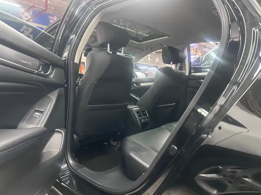 Honda Accord 2021 из CN, фото 10
