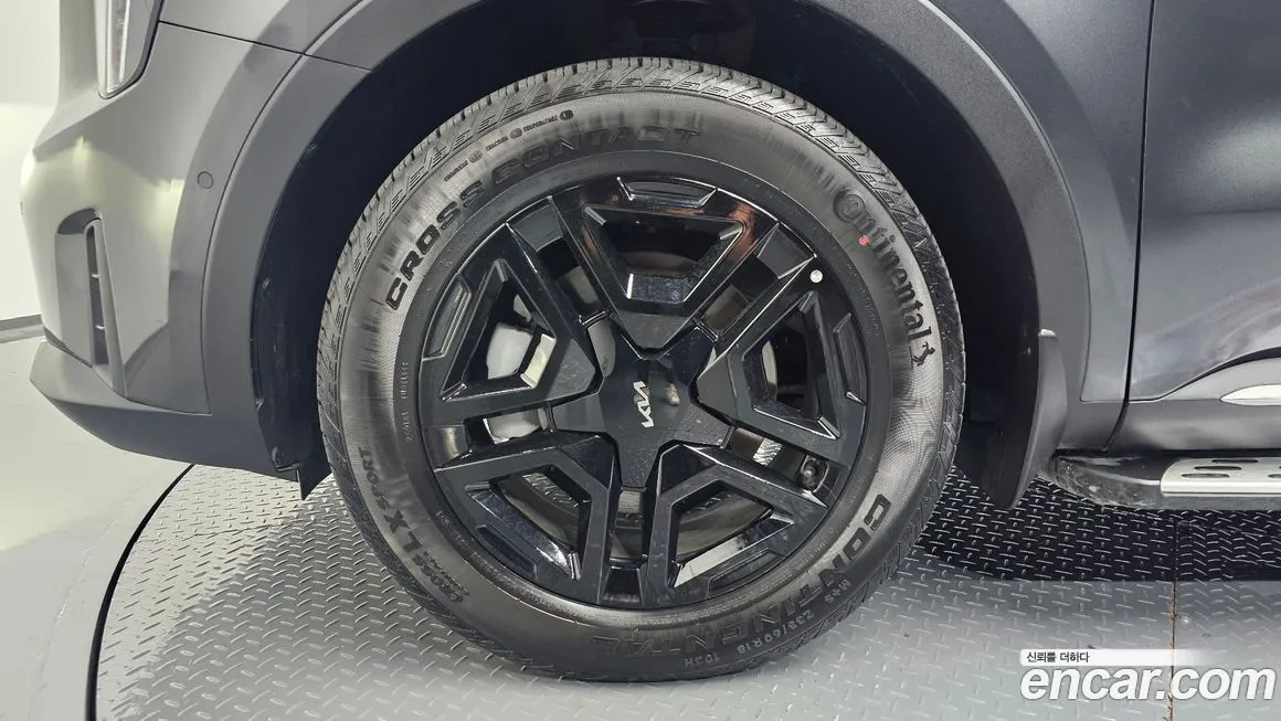 Kia Sorento — фото 5