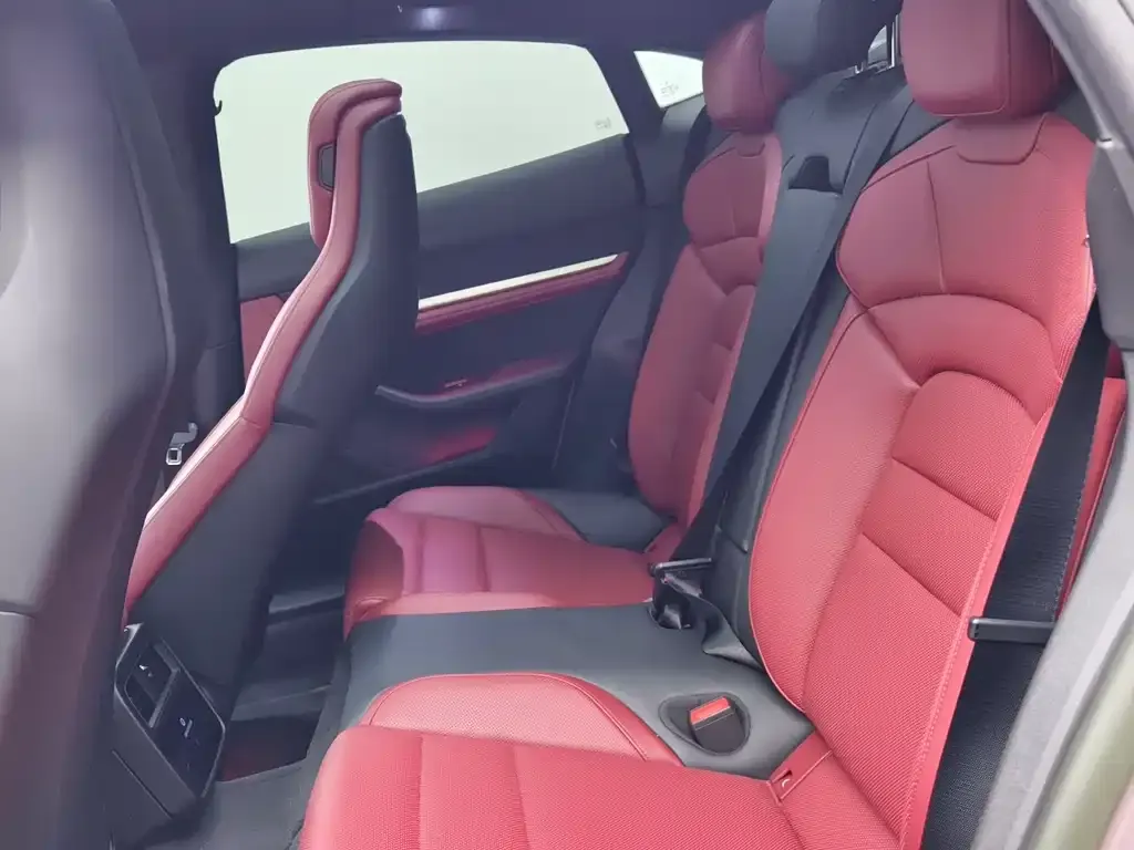 Porsche Taycan 2023 из CN, фото 8