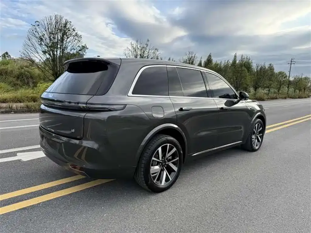 Li Auto L8 2024 из CN, фото 7