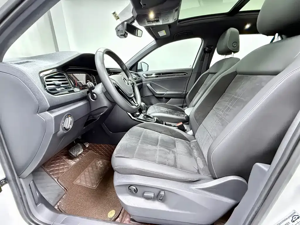 Volkswagen T-Roc 2021 из CN, фото 5