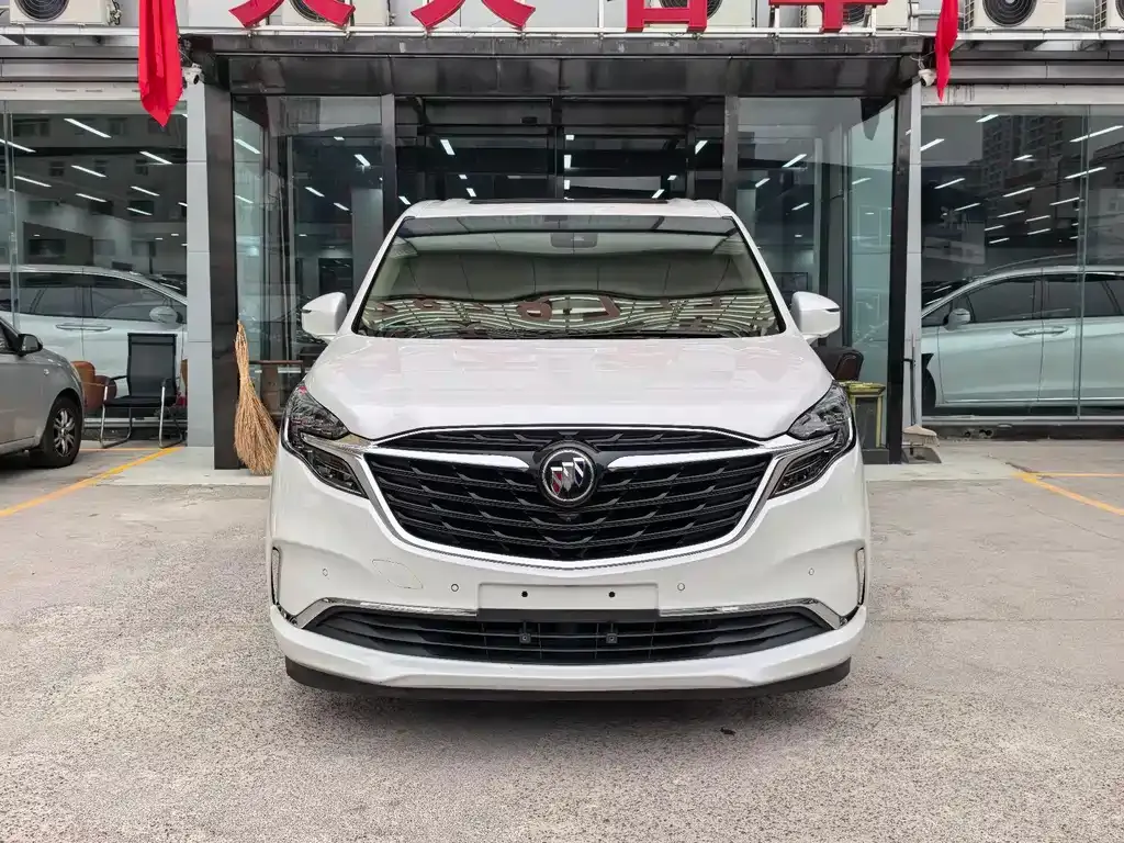 Buick GL8 2021 из CN, фото 2