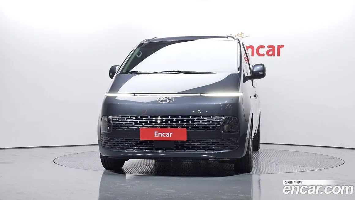 Hyundai Staria — фото 3