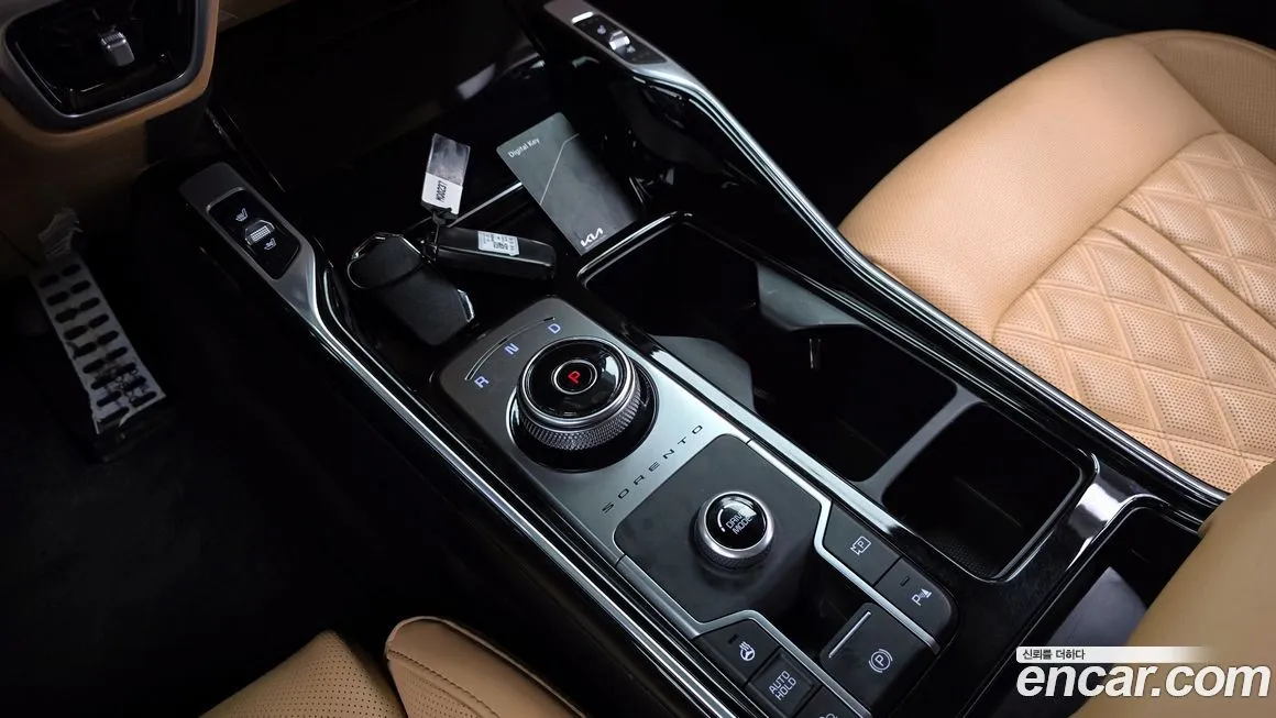 Kia Sorento — фото 9