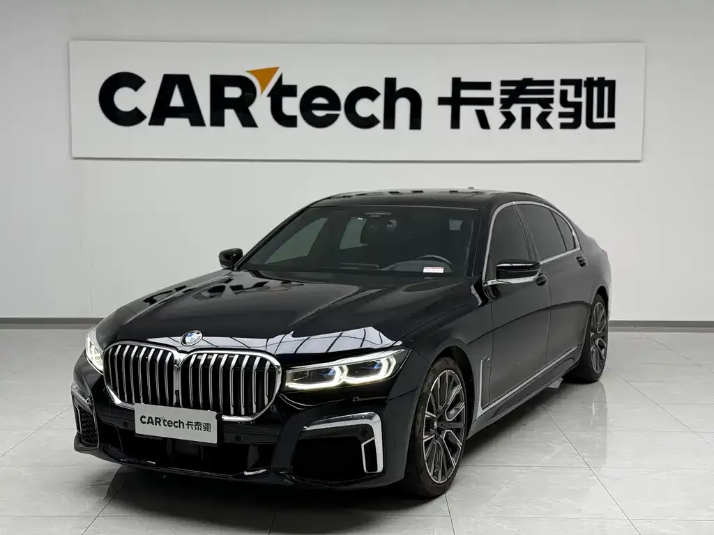 BMW 7 Series 2022 из CN, фото 1
