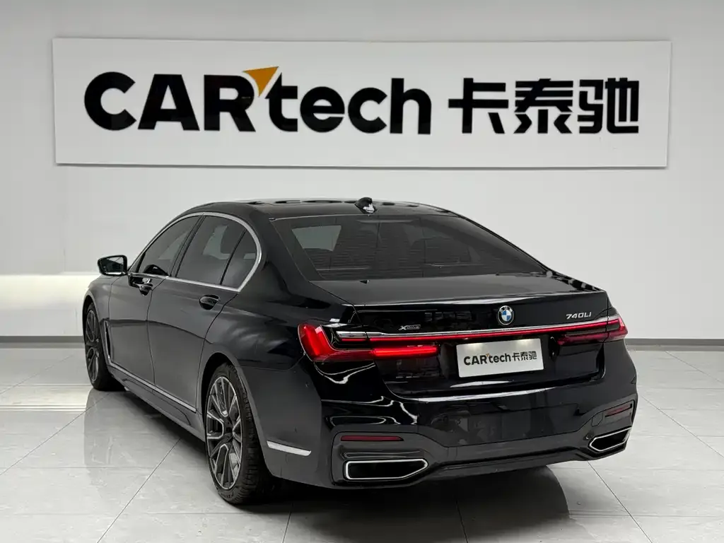 BMW 7 Series 2022 из CN, фото 4