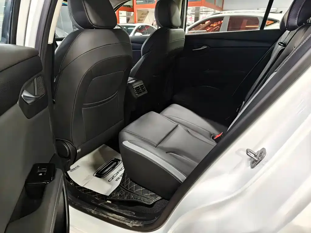 Qoros 7 2025 из CN, фото 10