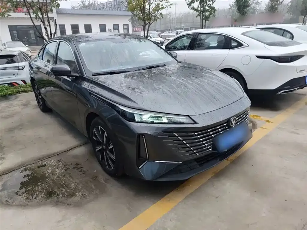 Changan Eado 2024 из CN, фото 4