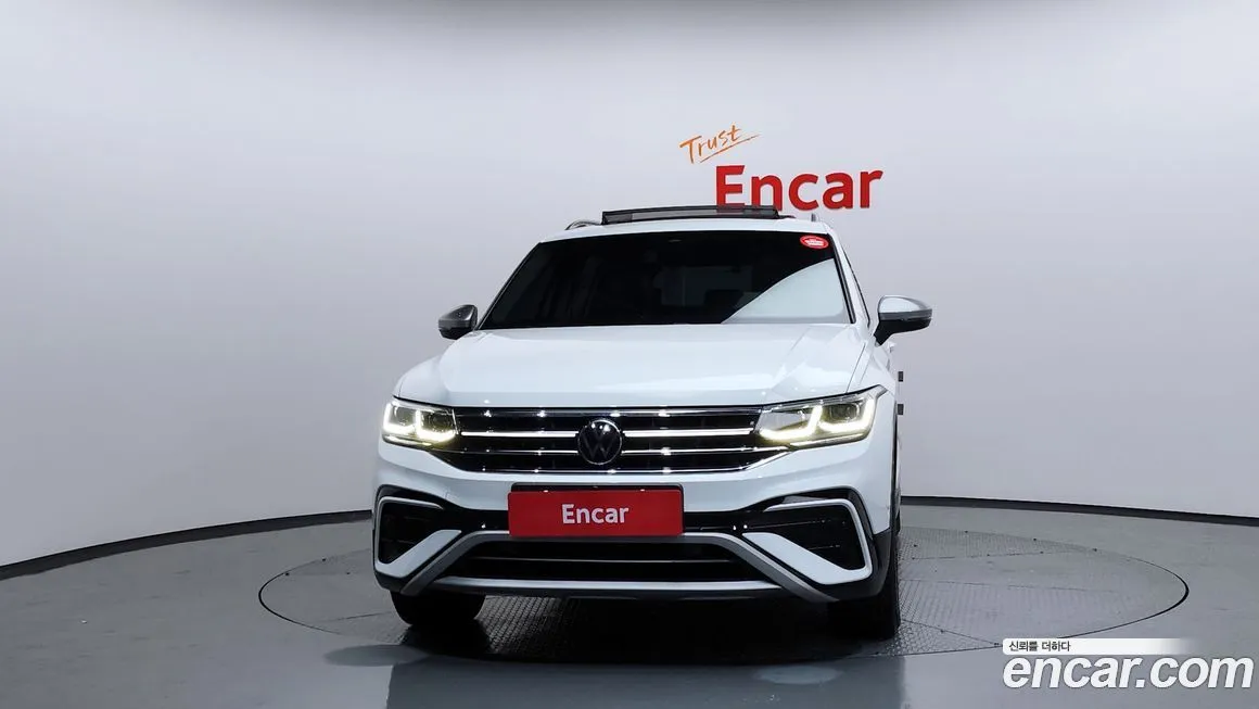 Volkswagen Tiguan — фото 3