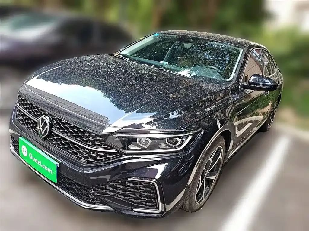 Volkswagen Passat 2023 из CN, фото 1