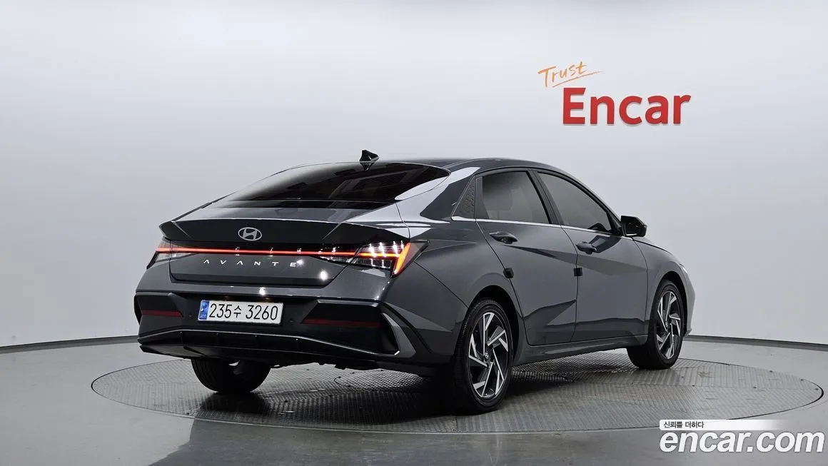 Hyundai AVANTE — фото 2