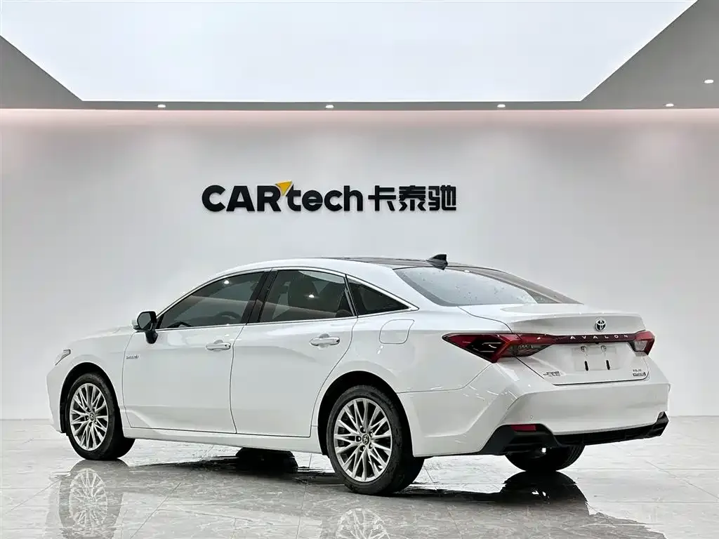 Toyota Avalon 2022 из CN, фото 3