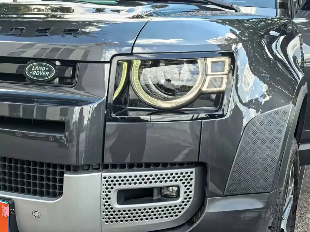 Land Rover Defender — фото 4